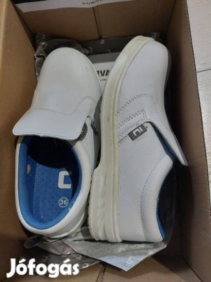 Cerva fehér 36-os új munkavédelmi cipő