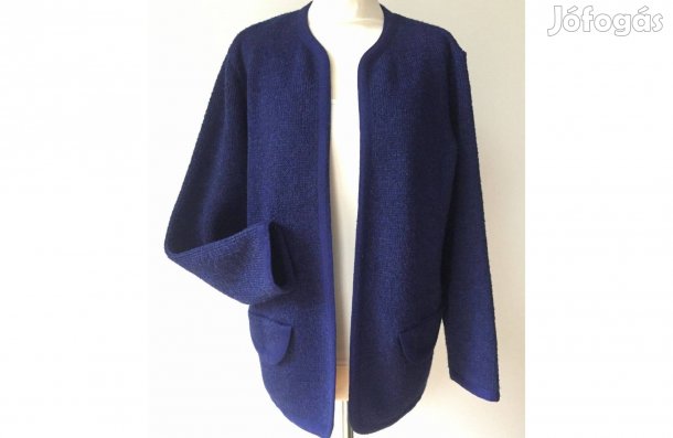 Chanel-fazonú, meleg, női kardigán. (Sötétkék.)M-es