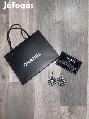 Chanel rulett fülbevaló