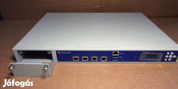 Check-Point-T-120 - tűzfal - 4 portos - 2 db van