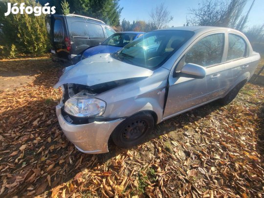 Chevrolet Aveo Sedan 1.4 16V Base Plus AC Magya...