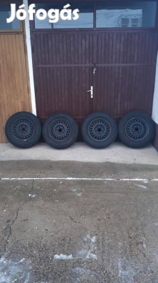 Chevrolet Captivára fém feni téligumival