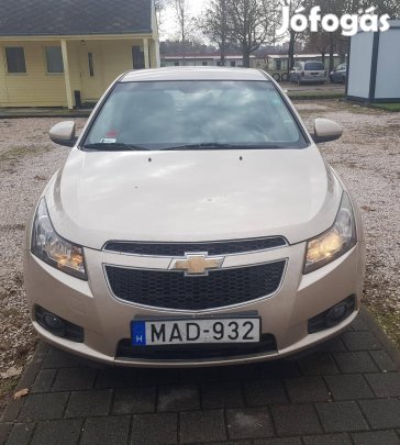 Chevrolet Cruze 1.8 LT