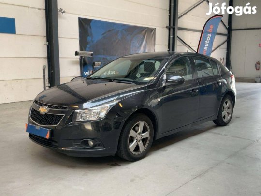 Chevrolet Cruze 1.8 Ltz 3 év kiterjesztett gara...