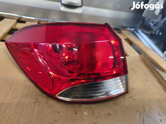 Chevrolet Cruze kombi facelift jobb , bal hátsó lámpa