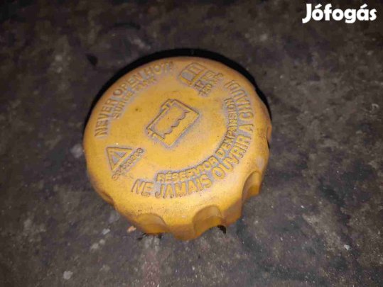 Chevrolet Spark Kiegyenlítő Tartály Kupak