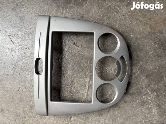 Chevrolet lacetti rádió keret