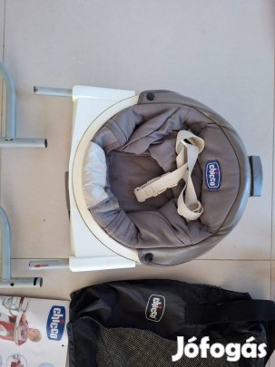 Chicco forgatható etetőszék