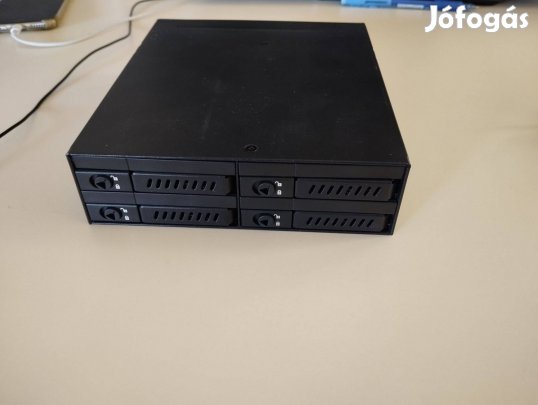 Chieftec CMR-425 és Delock 47192 Mobilrack eladó több db