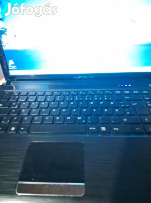 Chiligreen Notebook Platin Ts i3-2330M eladó 