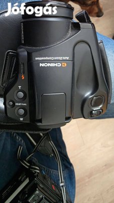 Chinon Genesis III (38-110mm) analóg fényképezőgép gyári tokjával