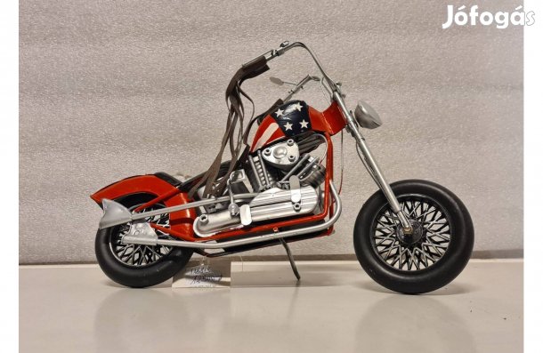 Chopper motor modell fémből 31 cm