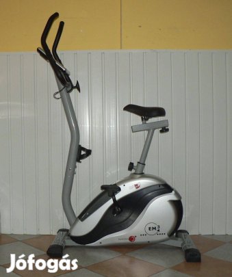 Christopeit EM3 nagyon masszív 12 programos szobakerékpár eladó