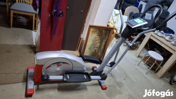 Christopeit crostreiner cxm6  indukciós elliptikus tréner.