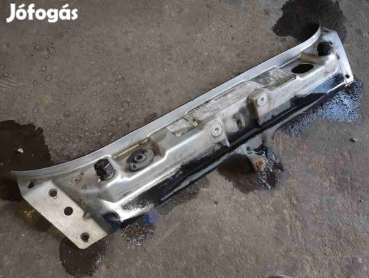 Chrysler PT Cruiser Zárhíd