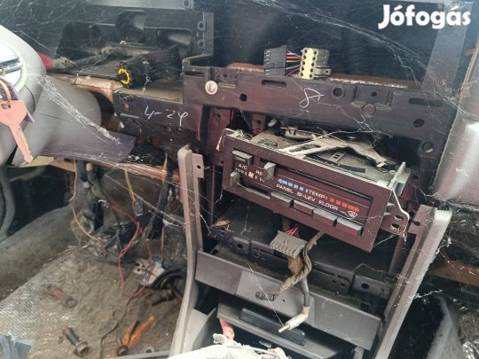 Chrysler Saratoga 3.0 V6