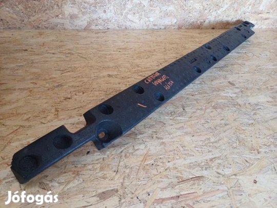 Chrysler Voyager (2002-2008)  Hátsó Lökhárító Hungarocell