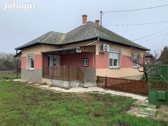 Cibakházai 74 nm-es ház eladó