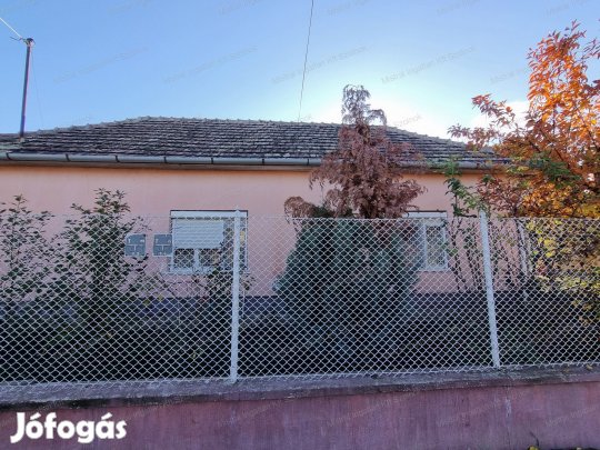 Cibakházán családi ház eladó!