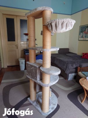 Cica mászóka, kaparófa újszerű állapotban eladó