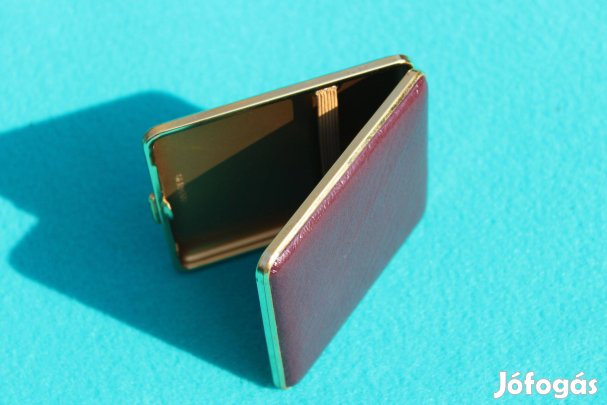 Cigaretta tárca elegáns, arany/bordó bőr