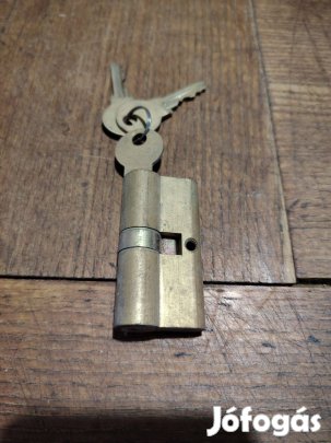 Cilinder betét 30/30