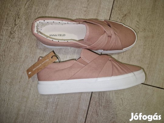 Címkés Anna Field 40 belebújós cipő