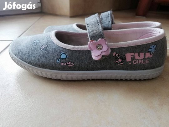 Cipő kislány Gyerek.gyermek 32-es méret