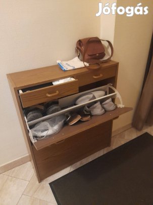 Cipős szekrény eladó 11.ker Bikás parknál Csak személyes átvétel
