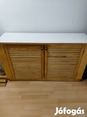 Cipősszekreny eladó jó alapotban