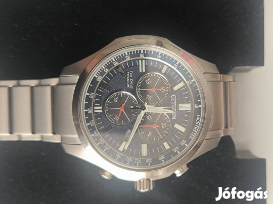 Citizen Eco-Drive(napelemes), titán, zafírkristály üveg 