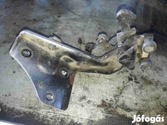 Citroen Berlingo 02-08 Bal Tolóajtó Alsó Görgő