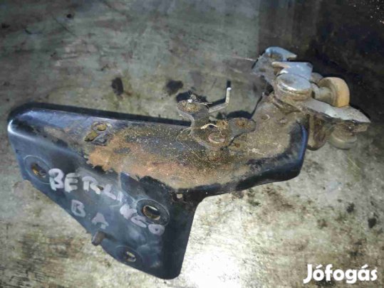 Citroen Berlingo 02-08 Bal Tolóajtó Alsó Görgő