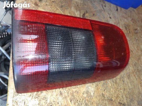 Citroen Berlingo 02-08 Jobb Hátsó Lámpabúra