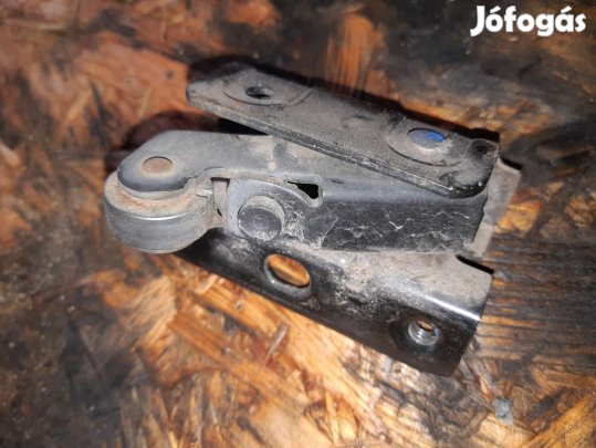 Citroen Berlingo 02-08 Jobb Tolóajtó Középső Görgő