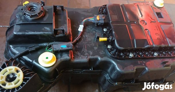 Citroen Berlingo 2020 1.5 blue hdi adblue tartály