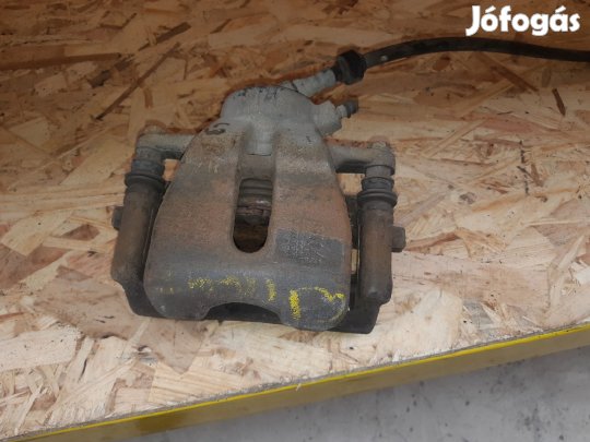 Citroen C3 Bal Első Féknyereg