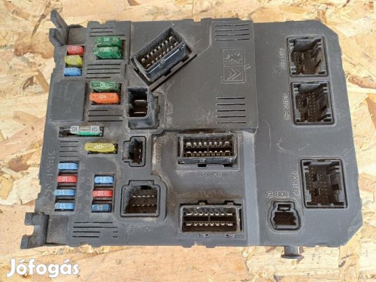 Citroen C3 (2002-2008)  Bsi Biztosíték Tábla