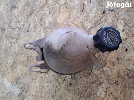 Citroen C3 (2002-2008)  Kiegyenlítőtartály