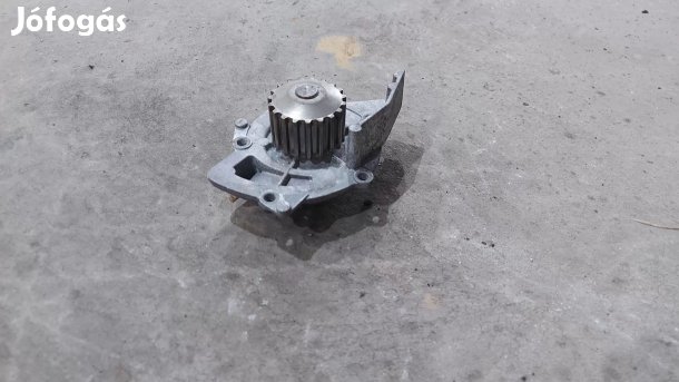 Citroen C4 C5 Peugeot 307 407 04- Vízpumpa víz szivattyú pumpa 7200