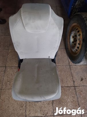 Citroen C4 Picasso Hátsó Középső Ülés