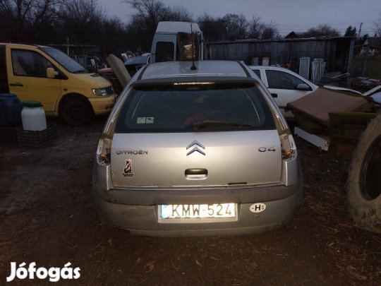 Citroen C4 ezüst színű ajtók Csepelen eladók.