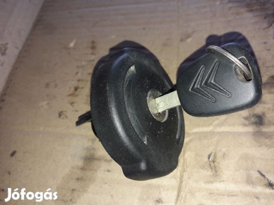 Citroen C5 08- Tanksapka