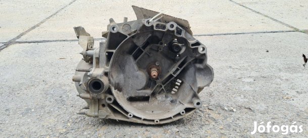 Citroen C5 Peugeot 607 3.0 V6 Benzines mechanikus váltó