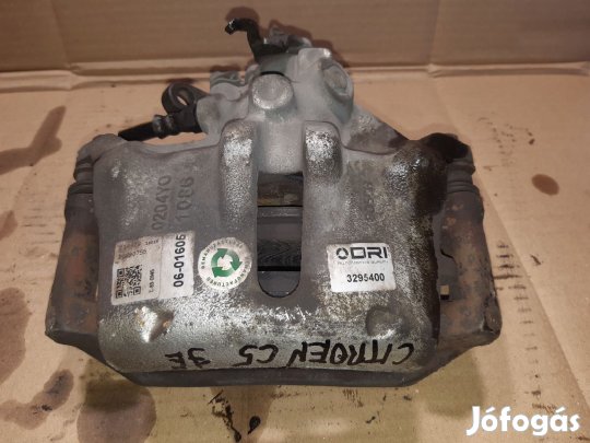 Citroen C5 -08 Jobb Első Féknyereg