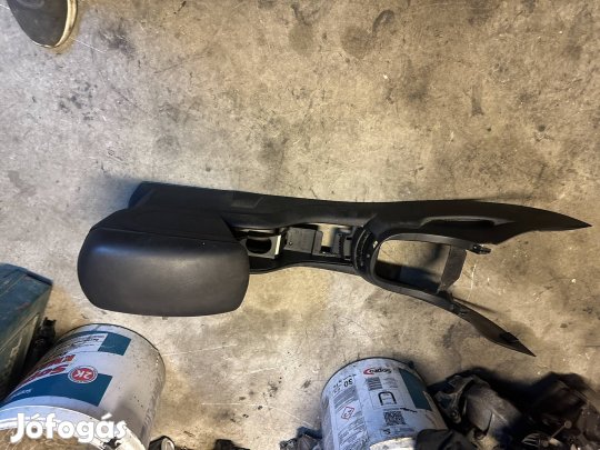 Citroen c4 gyári könyöklő eladó 