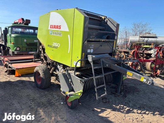 Claas Rollant 260 körbálázó bálázó