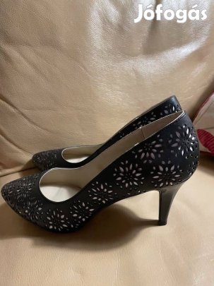 Clark's nagyon szép alkalmi cipő eladó