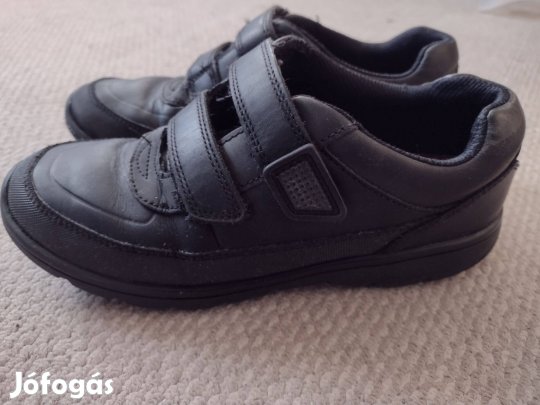Clarks 33.5 bőr cipő