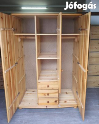 Claudia ruhás szekrény 